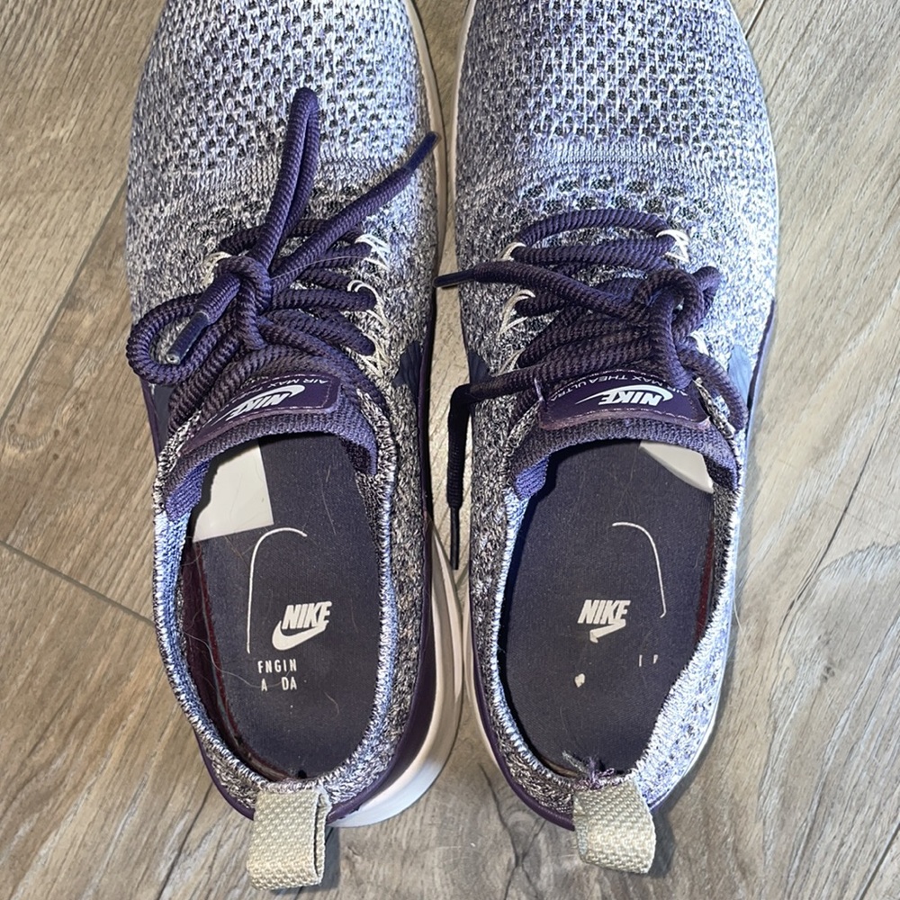 Nike - Picture 5 of 5